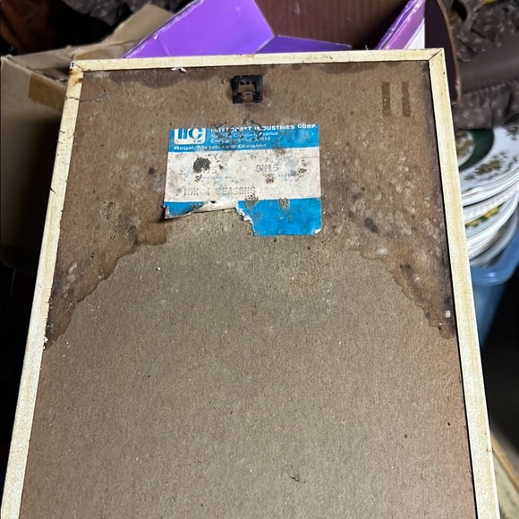 Retro - Picture 2 of 2